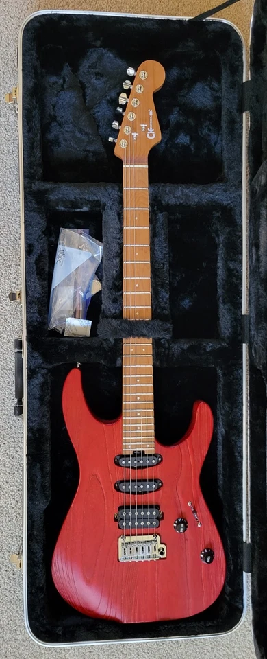 Guitarra Eléctrica Charvel Pro-Mod DK24 HSS 2PT CM Red Ash, Estuche HS Nuevo Moldeado Foto 2 de 4