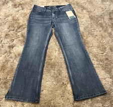 NWT Women  s Wrangler Bootcut Jeans 11/12 X 30