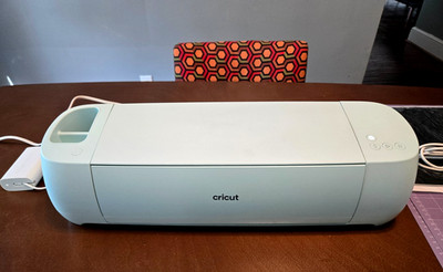Cricut Explore 3 Smart Cutting Machine Bundle w/ Mats, Blade & Smart Vinyl
