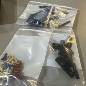 LEGO Star Wars: Separatist Shuttle (8036)- Missing 1 Figure And 1 Part