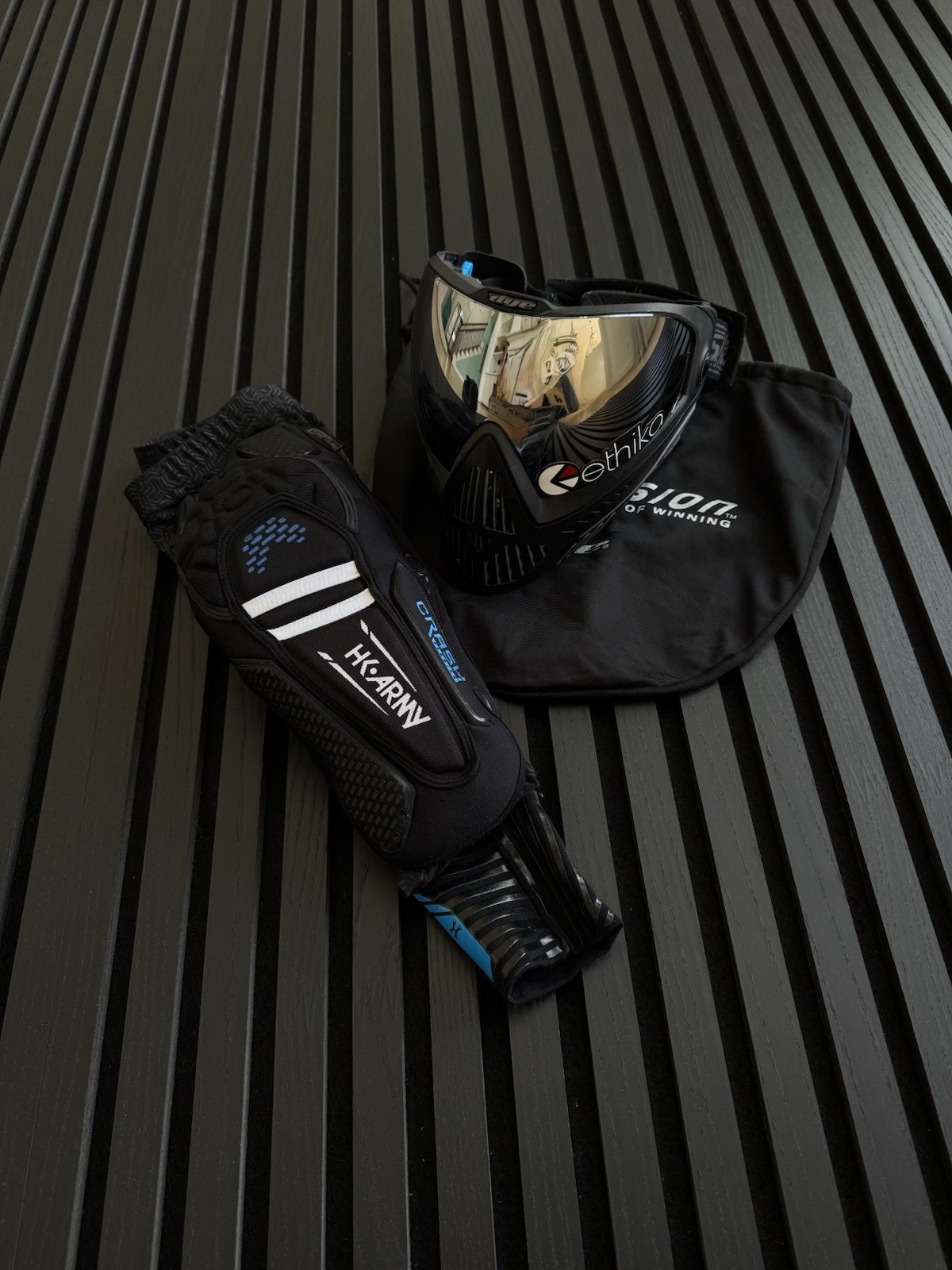 Dye I4 Mask | Arm Protectors
