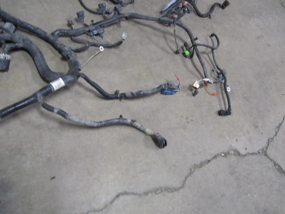 13 凯迪拉克 SRX 3.6 发动机电线电线电线电线线束 22953961 1 切线 — 第 3/4 张图片