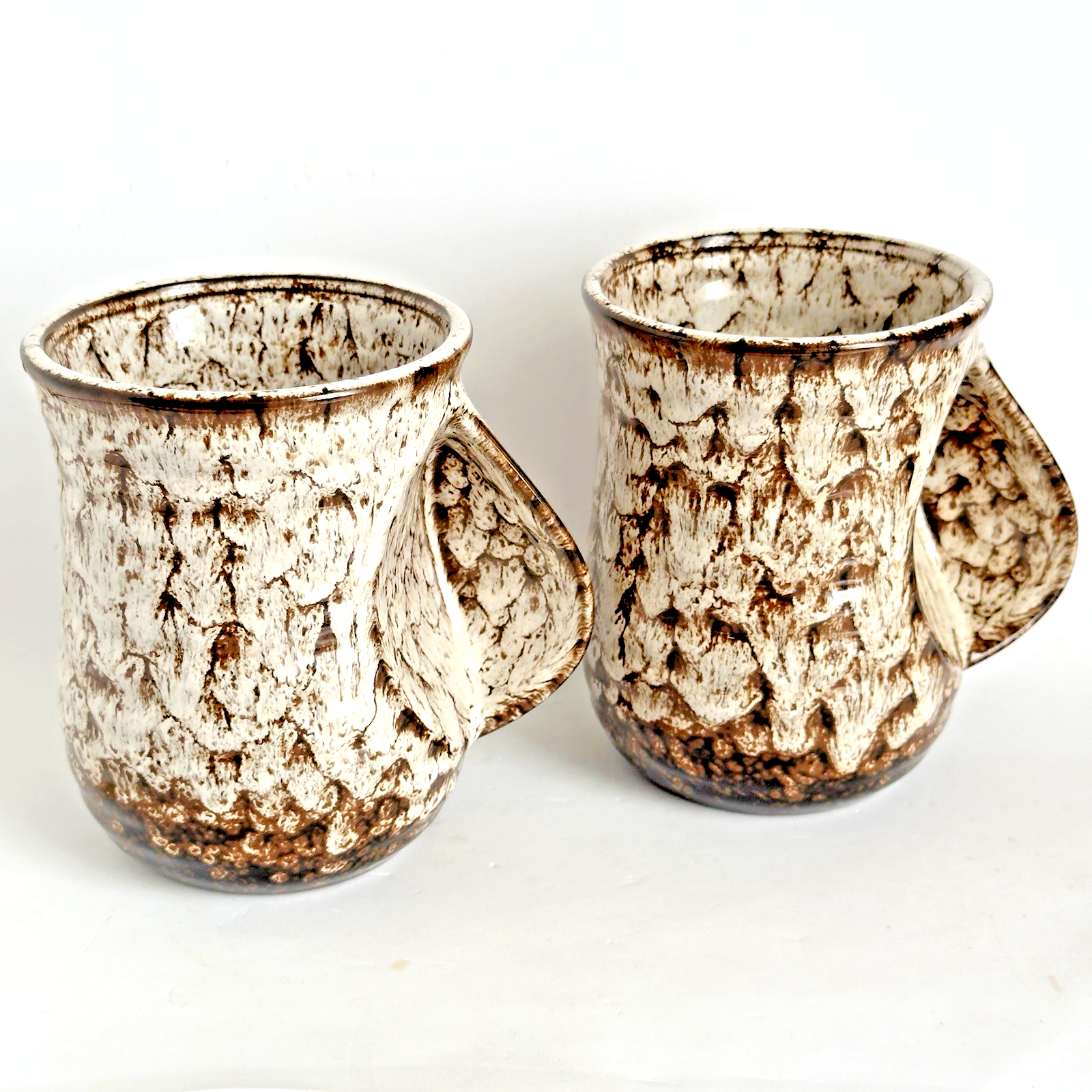 Brown & White Speckled 16oz Right-Handed Mug with Drip Glaze for Coffee or Tea