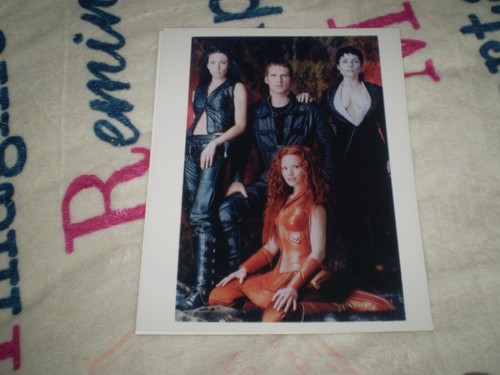 Farscape-8x10 Color photo -Browder-Black-Hill-Riggs