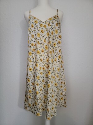MAREE MAREE Women's M Chemise Satin Feel NWT Yellow Daisy Nightgown 