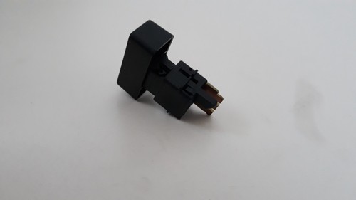 Pulsante interruttore luci retronebbia Autobianchi Y10 tutti i tipi nero 5988583 - Foto 3 di 24