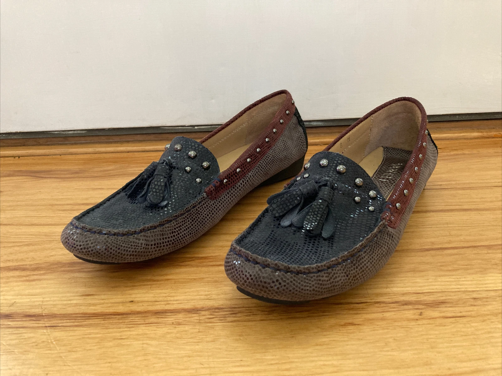 VANS Mocassino Van Eli donna vernice nero taglia 8M slip on scarpe carriera