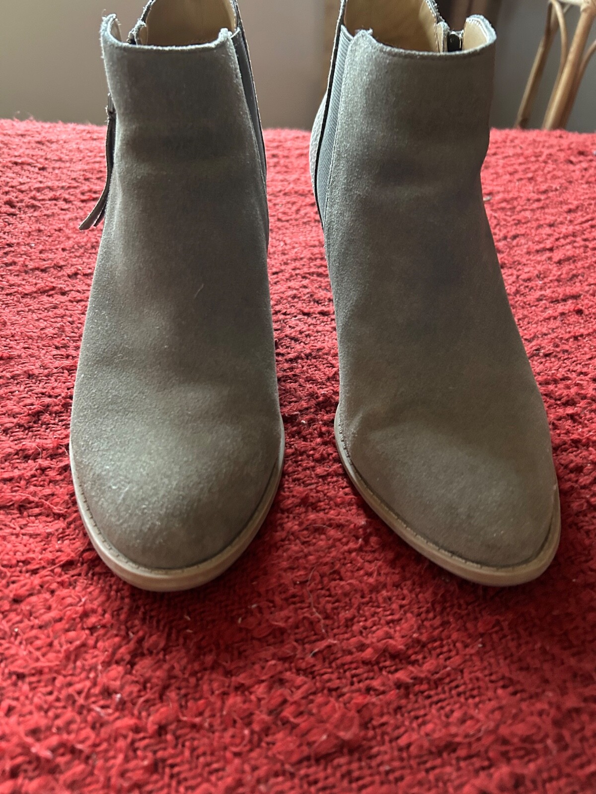 Woman's Perfect Cond Size 9 Taupe Suede Faux Snake Skin Vionic Ankle Boots