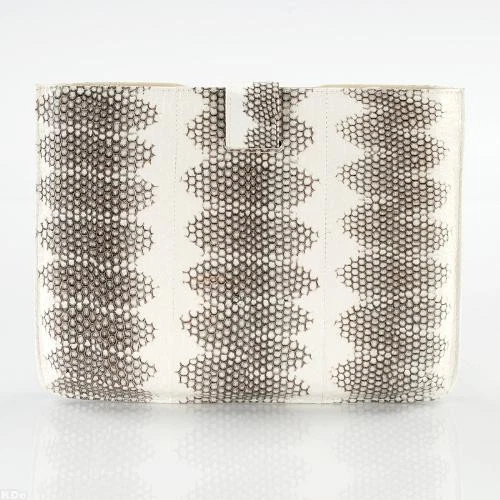 Lujosa funda para tableta hecha de cuero genuino de serpiente de mar blanco, correa, crotón Foto 4 de 4