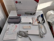 LG PB62G Mini Portable PROJECTOR with box and accessories