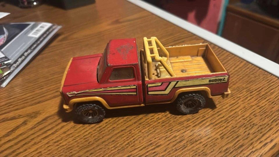 Camioneta pickup Buddy L roja vintage original de Japón metal y plástico 7" x 3" Foto 4 de 4