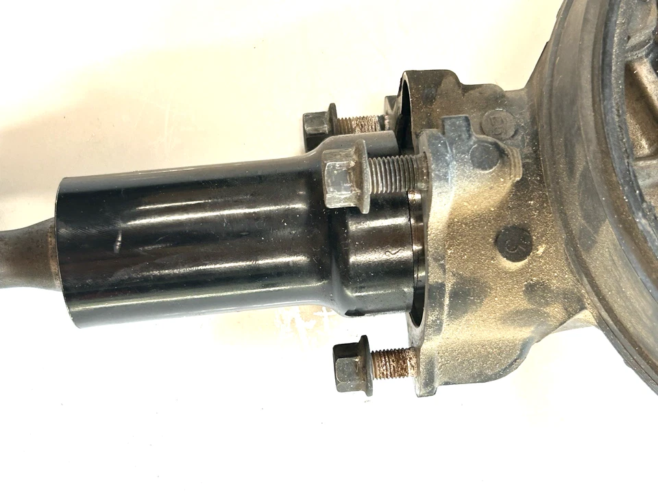 Honda CB650SC Nighthawk 650 1984 eje de transmisión final OEM 41300-ME5-770 Foto 4 de 4