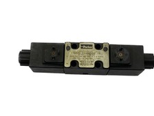 USED Parker 24VDC 1A 24W 5000 Psi D03 Dual Hydraulic Solenoid Valve D1VW4CJWF 70