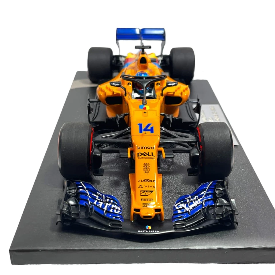Modellino F1 Minichamps 1/18 McLaren Renault MCL33 Last F1 Race Abu Dhabi GP ... - Immagine 2 di 4