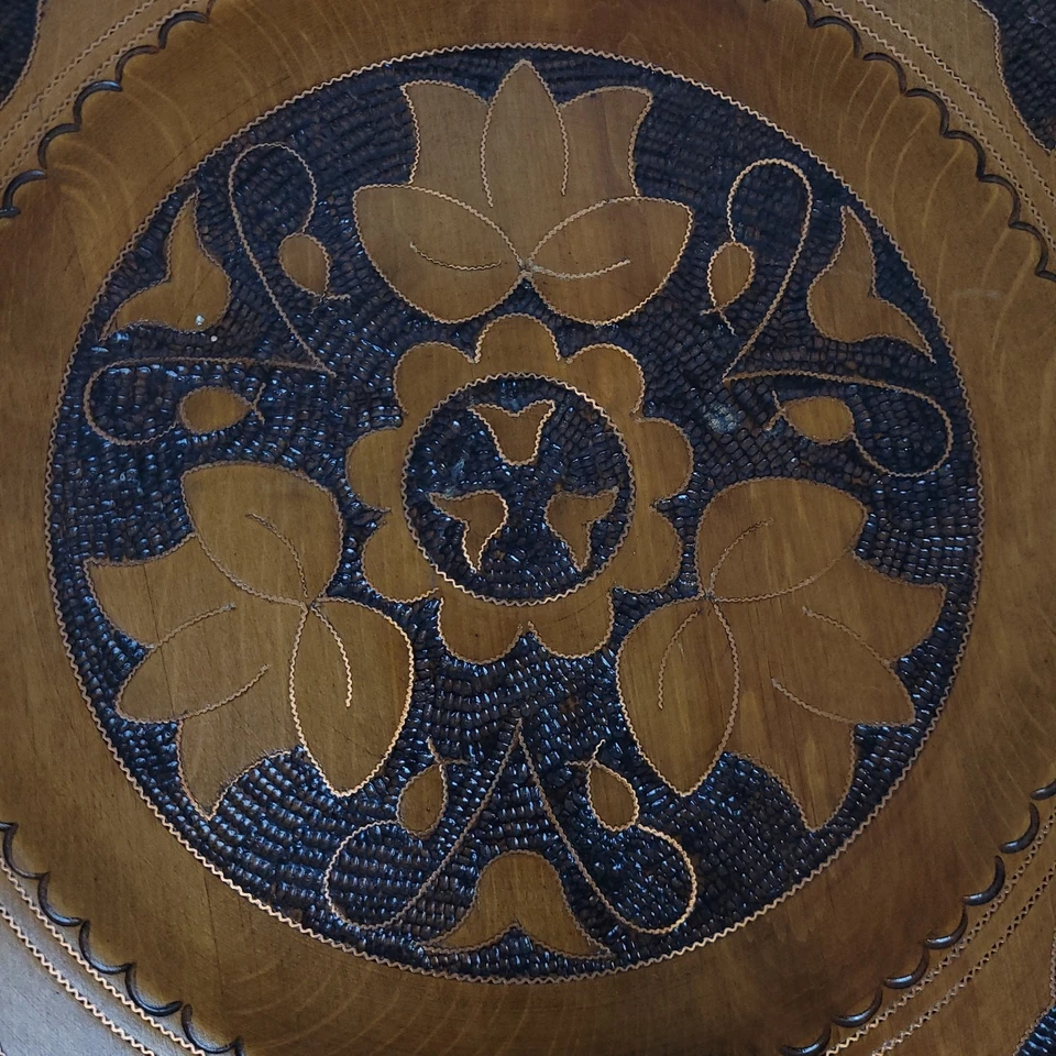 Placa de madera de 13" tallada a mano folclore polaco vintage con incrustación de alambre de cobre rara Foto 3 de 4