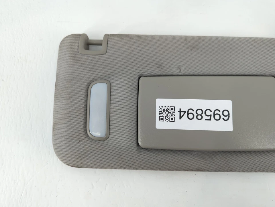 2016-2021 Chevrolet Camaro Passenger Sun Visor Mirror Right Sunvisor Grey Y5A9T - Image 4 of 4