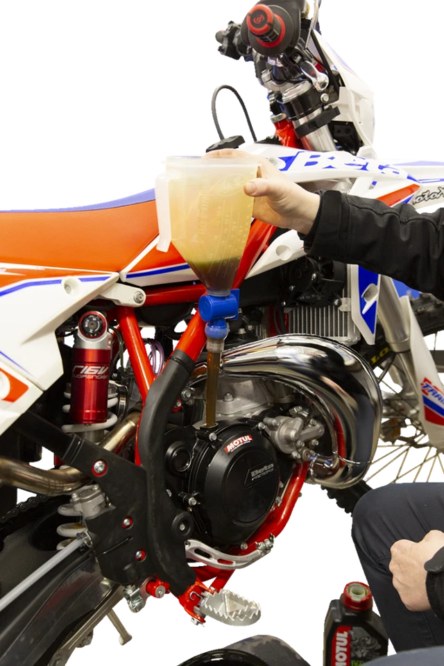 MOTION PRO 08-0747 Pro Funnel™ Foto 4 de 4