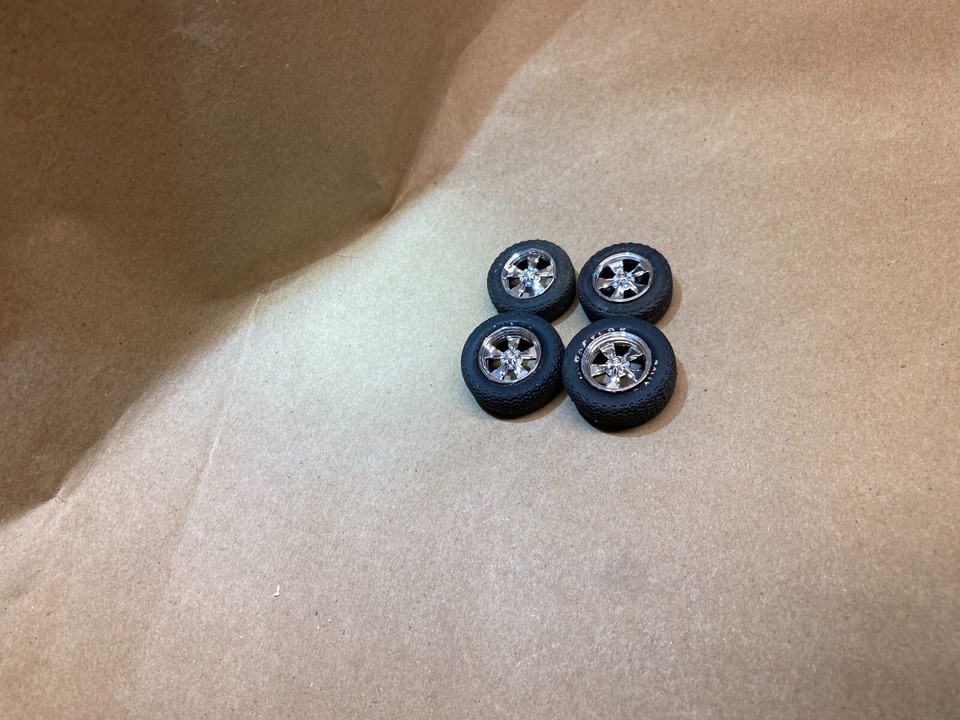 Keystone Style Wheels Knobby Goodyear WIDE Tires Rim 1/25 Model Car