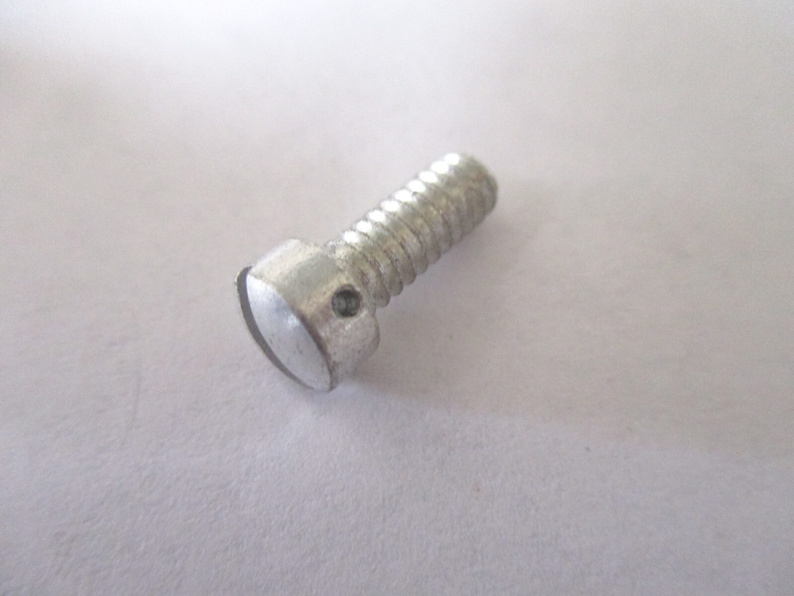an500a10-8-fillister-screw-10-24-x-1-2-slotted-drilled-head-lot-of