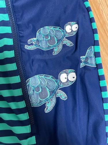 LOT OF 2 Swimsuits Boys Tommy Bahama Gap - Picture 7 of 14