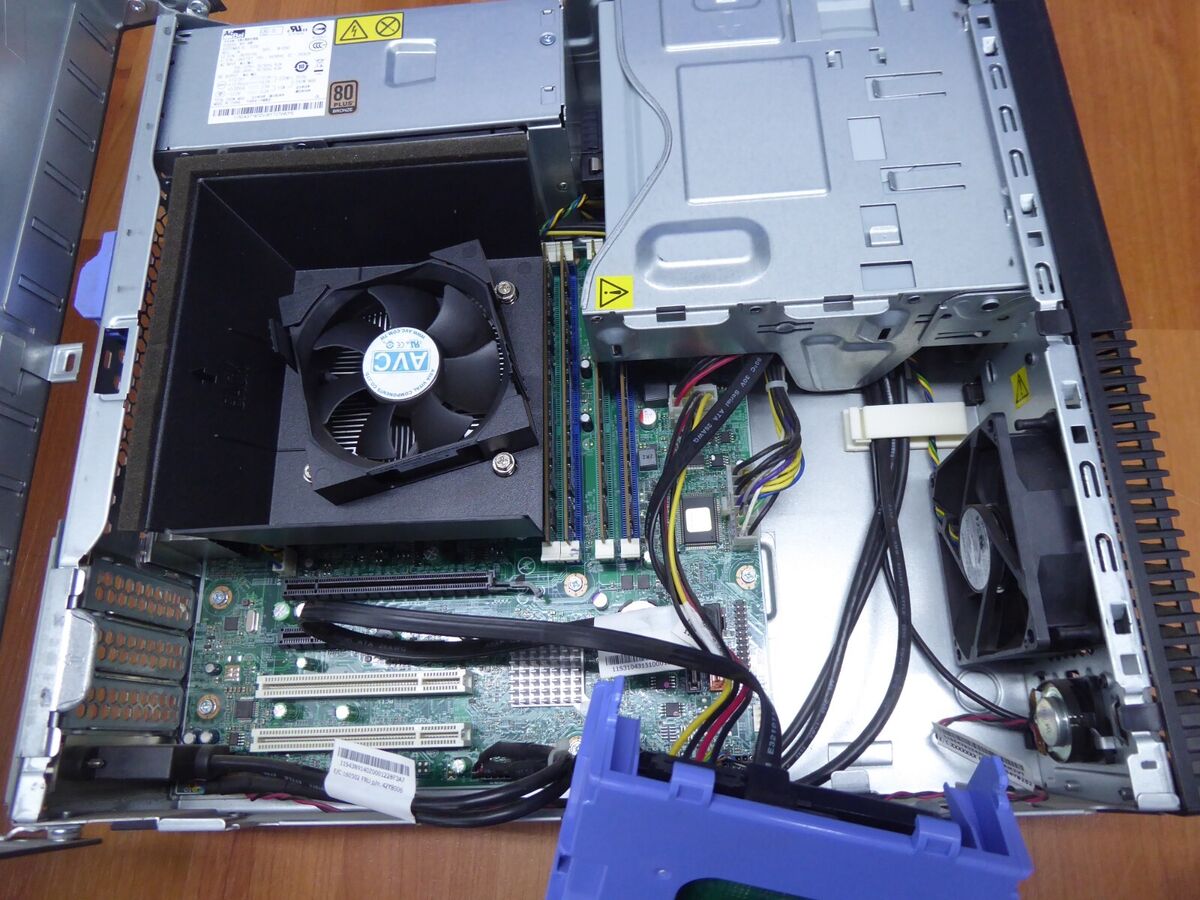 LENOVO THINKCENTRE M82 DESKTOP PC INTEL i3-2100 3.1GHz 8GB LENOVO THINKCENTRE M82 DESKTOP PC INTEL i3-2100 3.1GHz 8GB