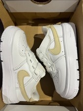 NIKE FORCE 1 LOW EASYON TD FN0236 118 SIZE 4C 6C the box has no lid