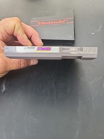 Stinger Nintendo NES Original Authentic Genuine 5 Screw Game! With Sleeve 
