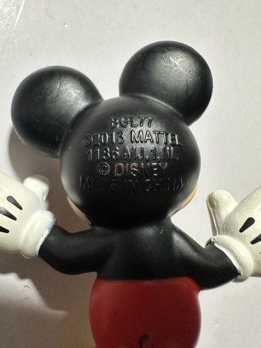 2013 DISNEY 3 MICKEYS 1 MINNIE And 1 GOOFY 2.5" FIGURES - Picture 3 of 13