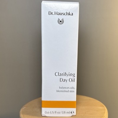 Dr. Hauschka Clarifying Day Oil, 0.6 Fl Oz Aceita Facial