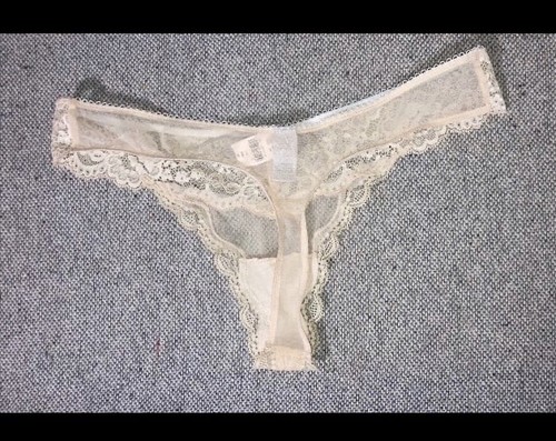 Vintage Victoria's Secret Sheer Mesh Floral Lace Thong Panties Satin Bow M New - Picture 2 of 6
