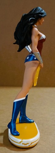 Estatua de la Mujer Maravilla de DC Collectibles DC Cover Girls de Artgerm #3923/5200 - Imagen 13 de 14