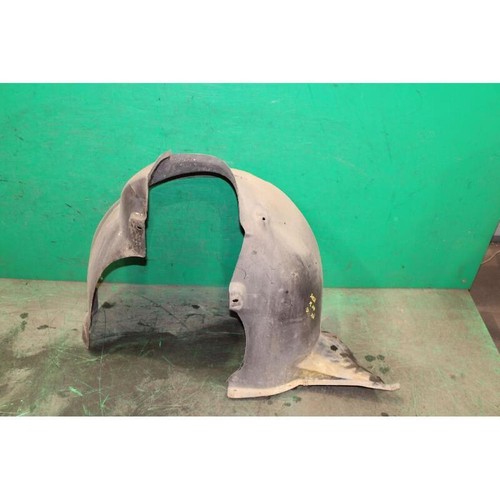 RADHAUSVERKLEIDUNG V.INNEN L. VOLKSWAGEN POLO (01-05) 1.2 12V BER. 2001