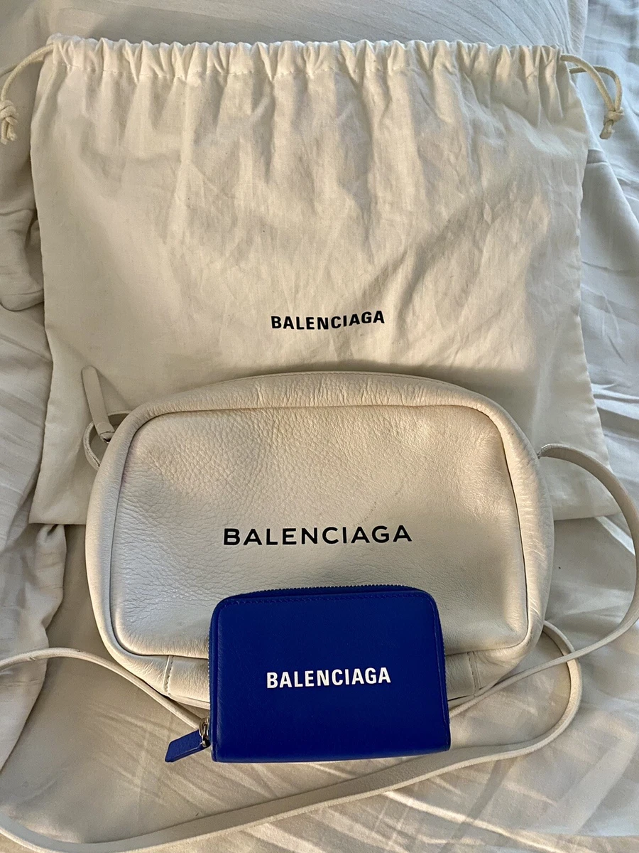 Balenciaga Calfskin Logo Camera Bag White Authentic Orig. $1000