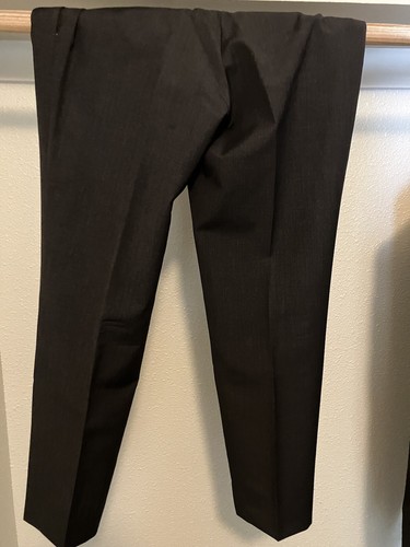 Pronto Uomo 2 Piece Gray Suit Mens, 42R 36WX30L, Single Breasted - Picture 9 of 10
