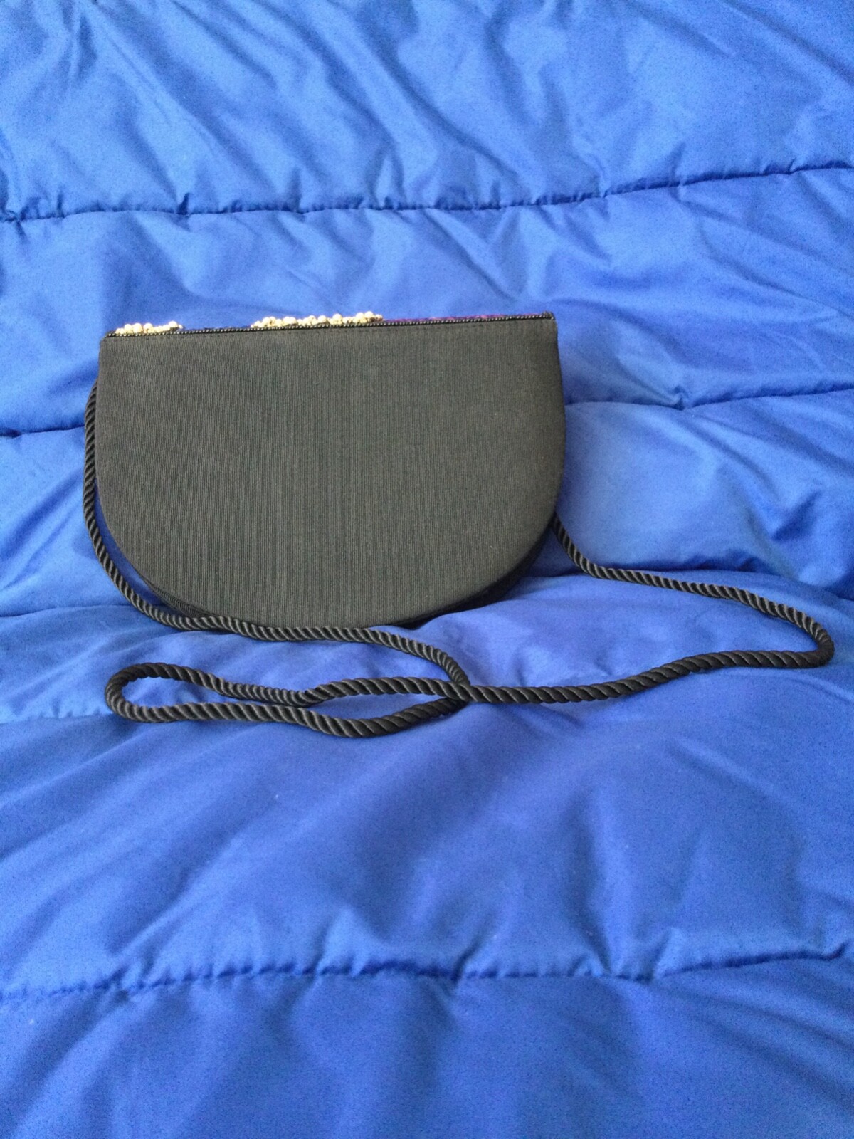 Picture 2 of 6
