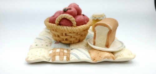 Enesco Cherished Teddies 1994 We Bear Thanks 617075 picnic blanket apples bread - Picture 5 of 12
