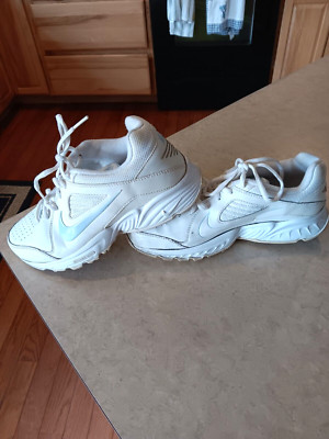 Nike View lII Rolling Rail Sneakers White Blue Swoosh Lace Up Low Women Size 7