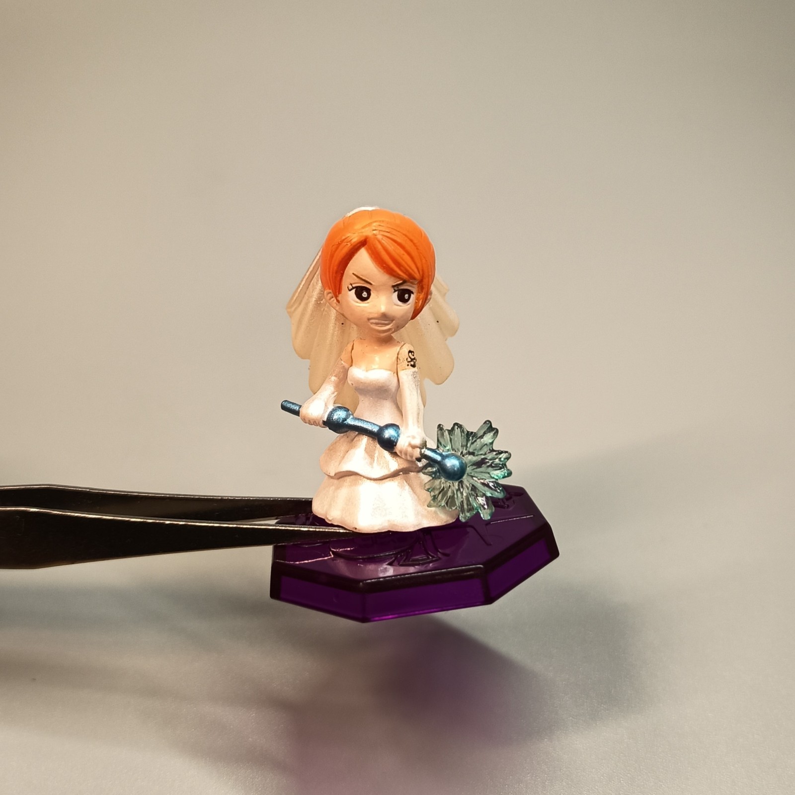 Minifigura de juguete de anime coleccionable One Piece Thriller Bark BODA NAMI 1,5"