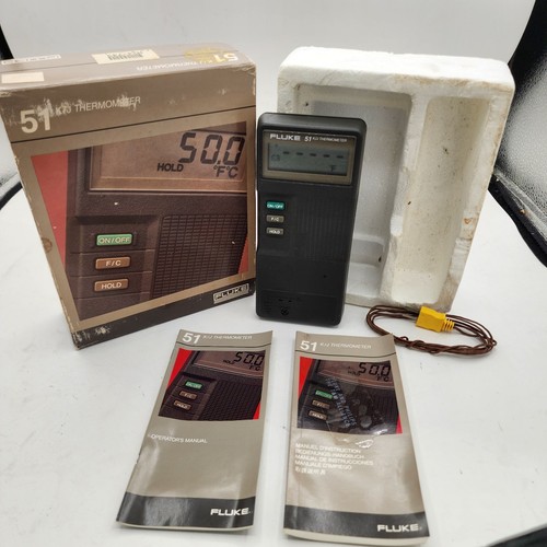 Fluke 51 K/J Digital Thermometer Boxed With Probes & Operations Manual