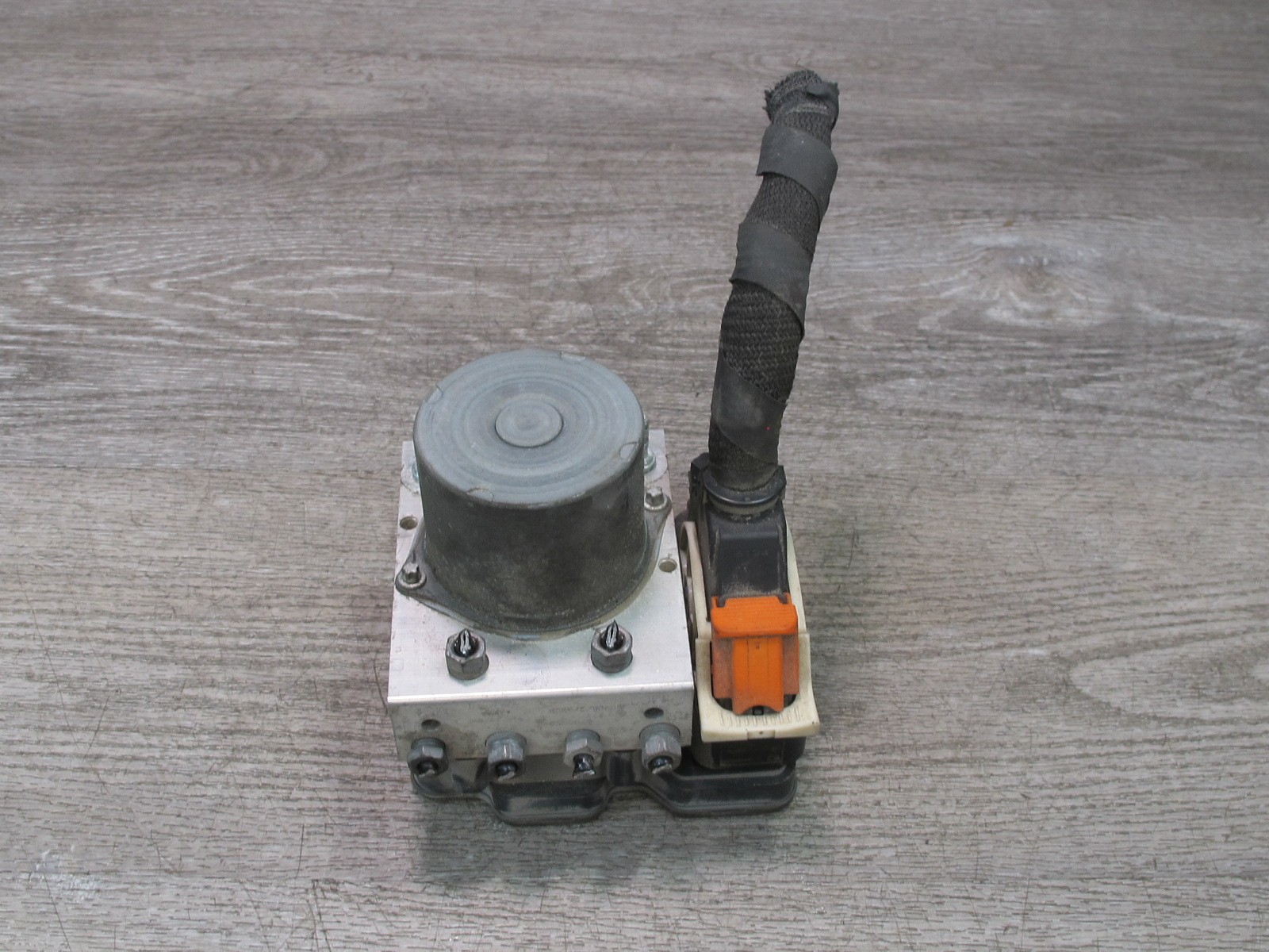 2017-2020 MASERATI LEVANTE M161 3.0L ANTI LOCK BRAKE ABS PUMP MODULE UNIT