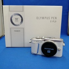 OLYMPUS E-PL9 Mirrorless Camera Double Zoom Kit/E-PL9