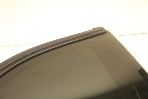 2008-2014 Dodge Challenger RT oem RH passenger side quarter panel window glass - Picture 5 of 13