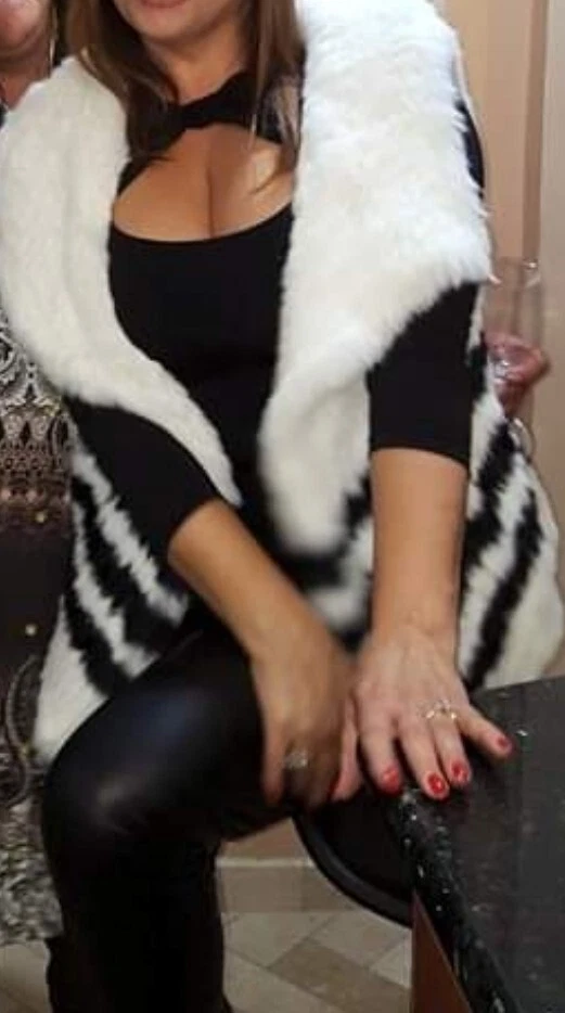 Precioso Chaleco de Piel de Conejo Calypso St. Barth - Kiesza Blanco/Negro Talla M Foto 4 de 4