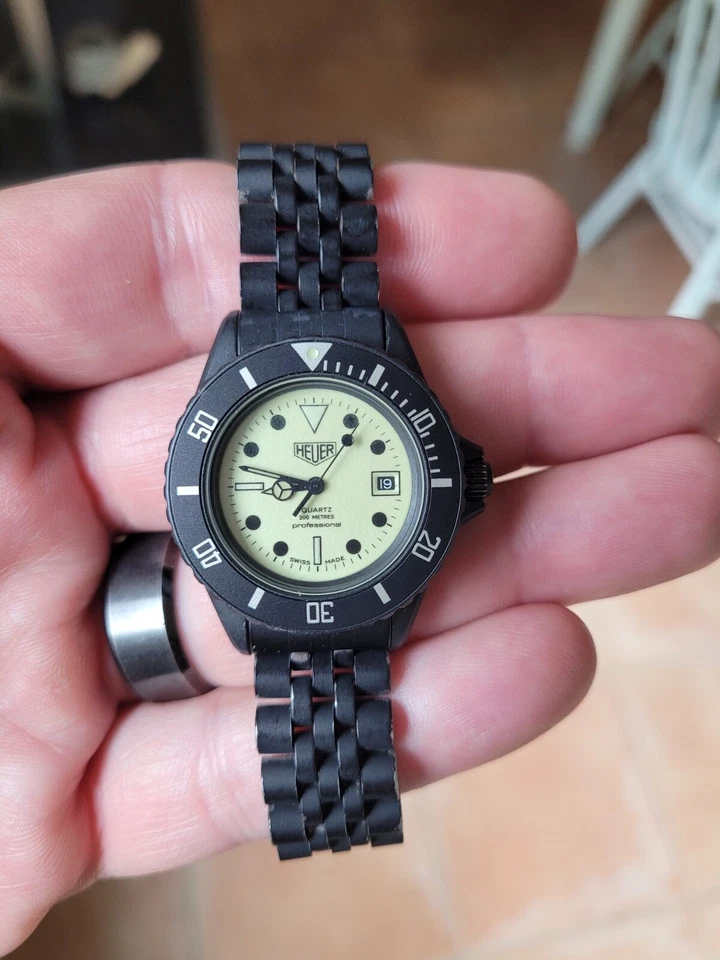Pre TAG Heuer 983.115 relógio profissional feminino tamanho médio série 1000 preto PVD - Imagem 3 de 4