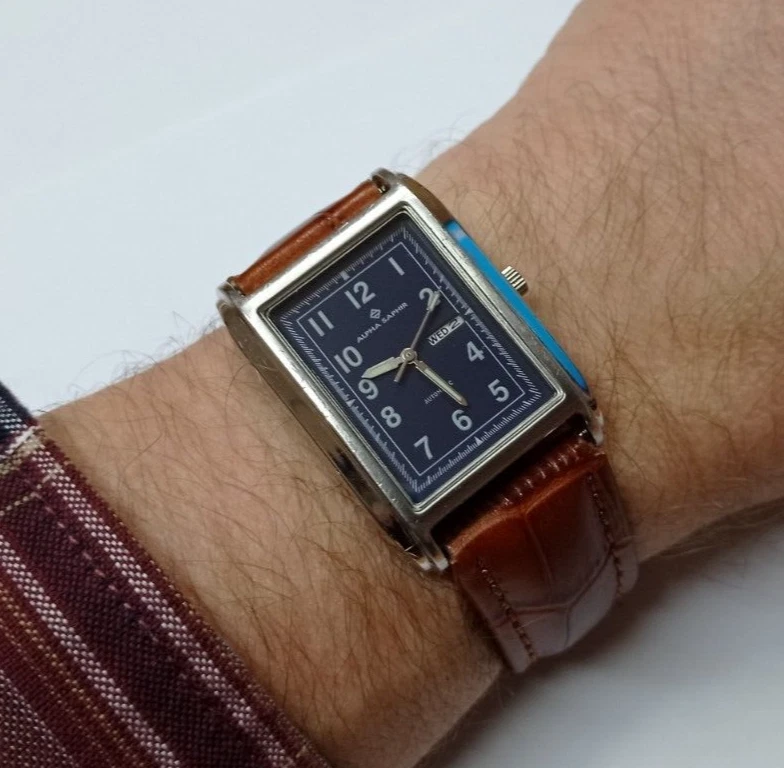 Alpha hotsell saphir watch
