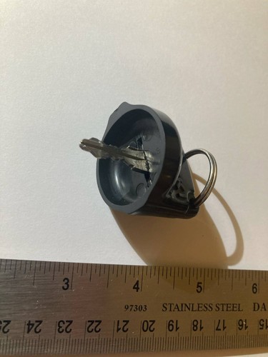 USADO Suzuki ATV Goma Llave Cubierta Tapa E72623 Pre Corte Llave 4 Ruedas Encendido - Imagen 9 de 9