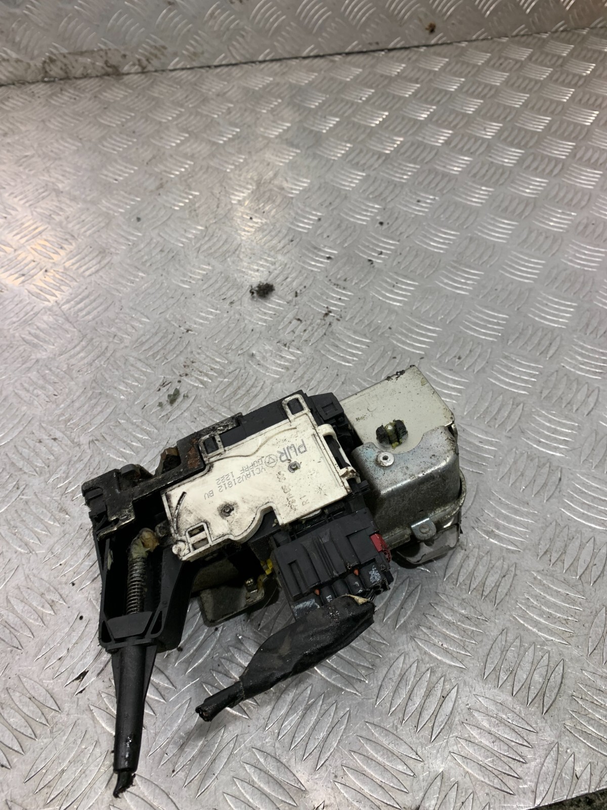 Picture 1 of 3