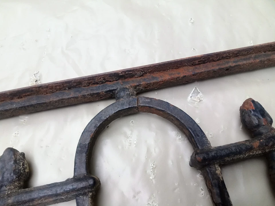 110 / 82 cm - Ancien garde corps de fenetre, en fonte - Photo 4/4