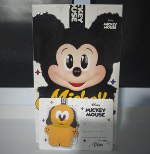 POP MART Disney Mickey Family Cute Together - Pluto - Plush Keychain - Picture 3 of 3