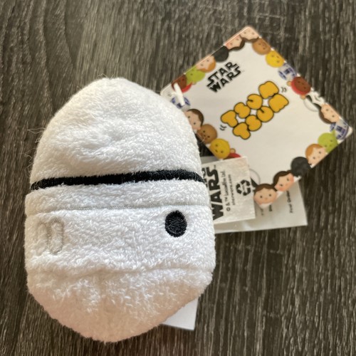 Disney First Order Stormtrooper Tsum Tsum Star Wars 3.5” Mini Plush NWT - Picture 2 of 2